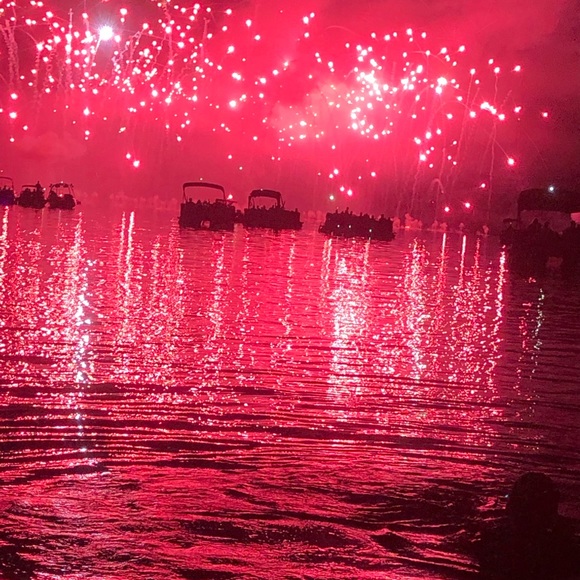 Meet your Posher, Brandy - Picture 1 of 1